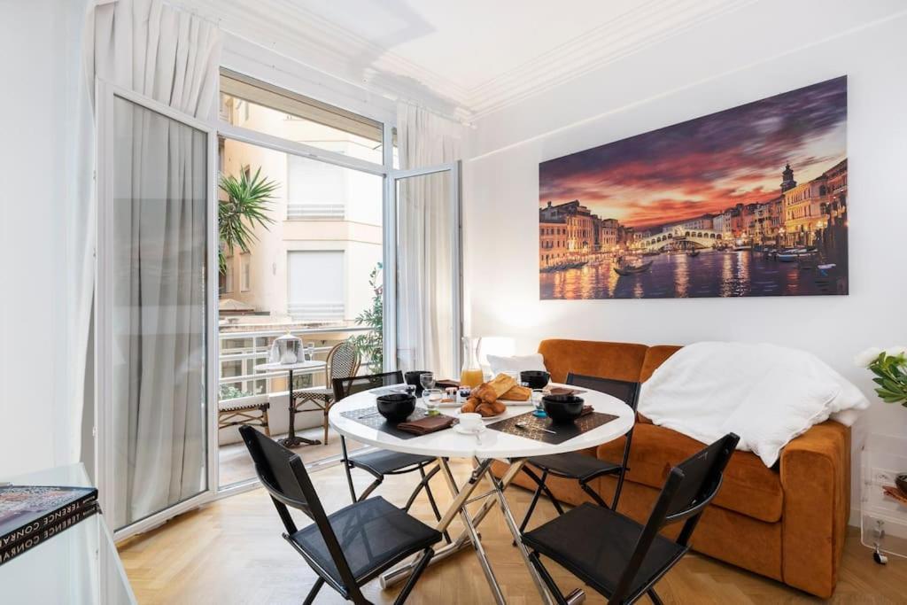 Апартаменты Promenade, 2Pieces Chic Et Clim Avec Terrasse Ницца Экстерьер фото
